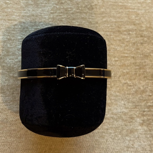 Kate Spade Black Enamel Bow Bangle Bracelet - Picture 2 of 3